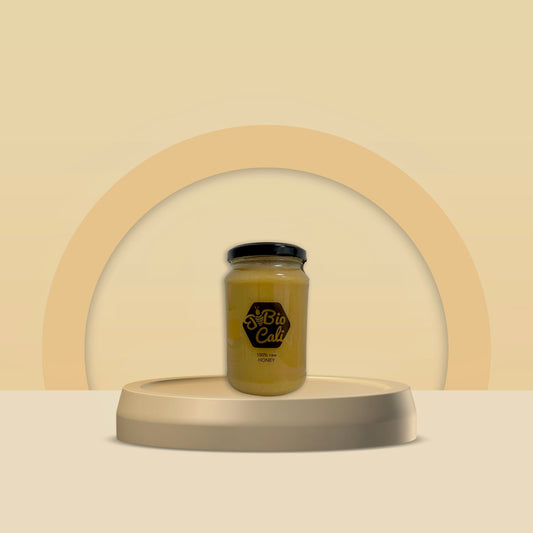 Пчелен мед със сусамов тахан